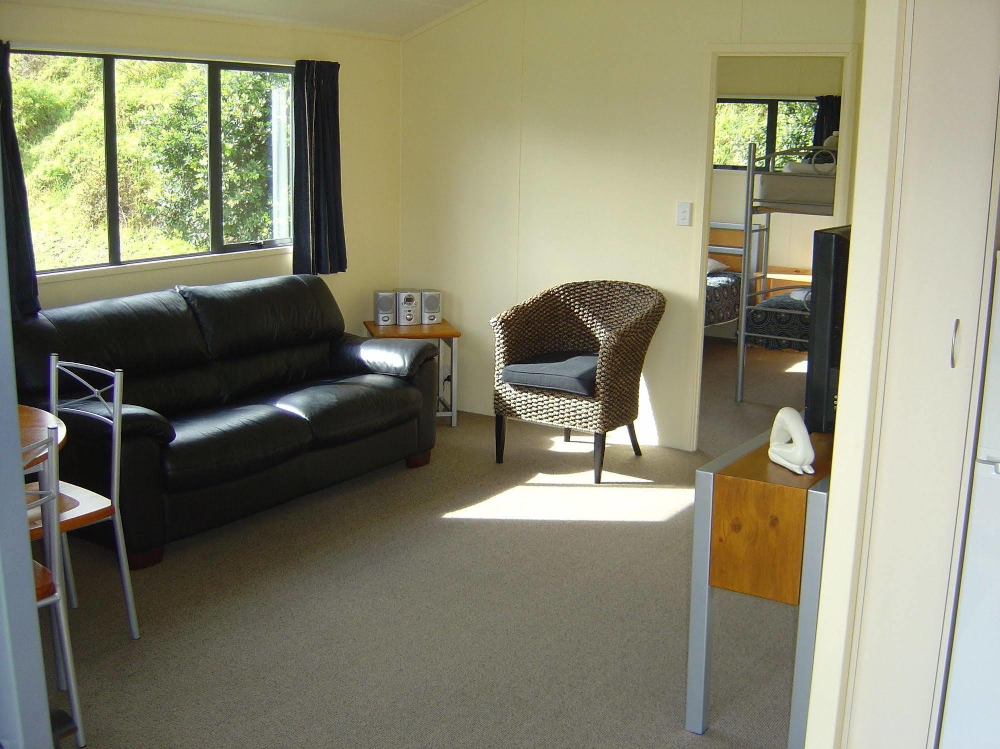 Bowentown Beach Holiday Park Waihi Exterior foto